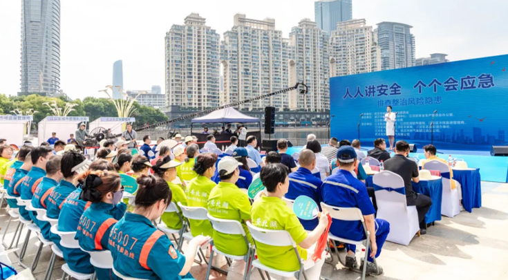 检察护航燃气安全 共筑城市平安烟火——江汉检察参与全市安全生产月燃气安全宣传咨询日活动